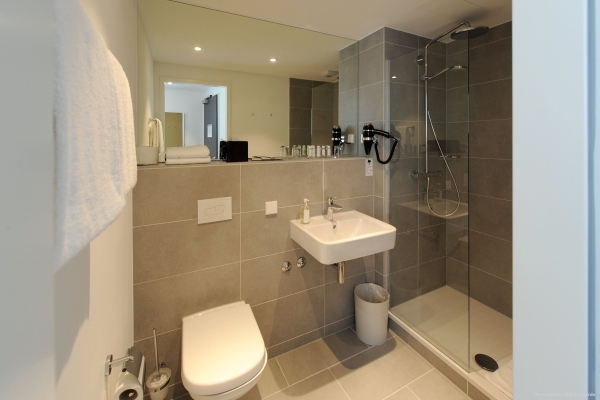 VI VADI HOTEL BAYER 89